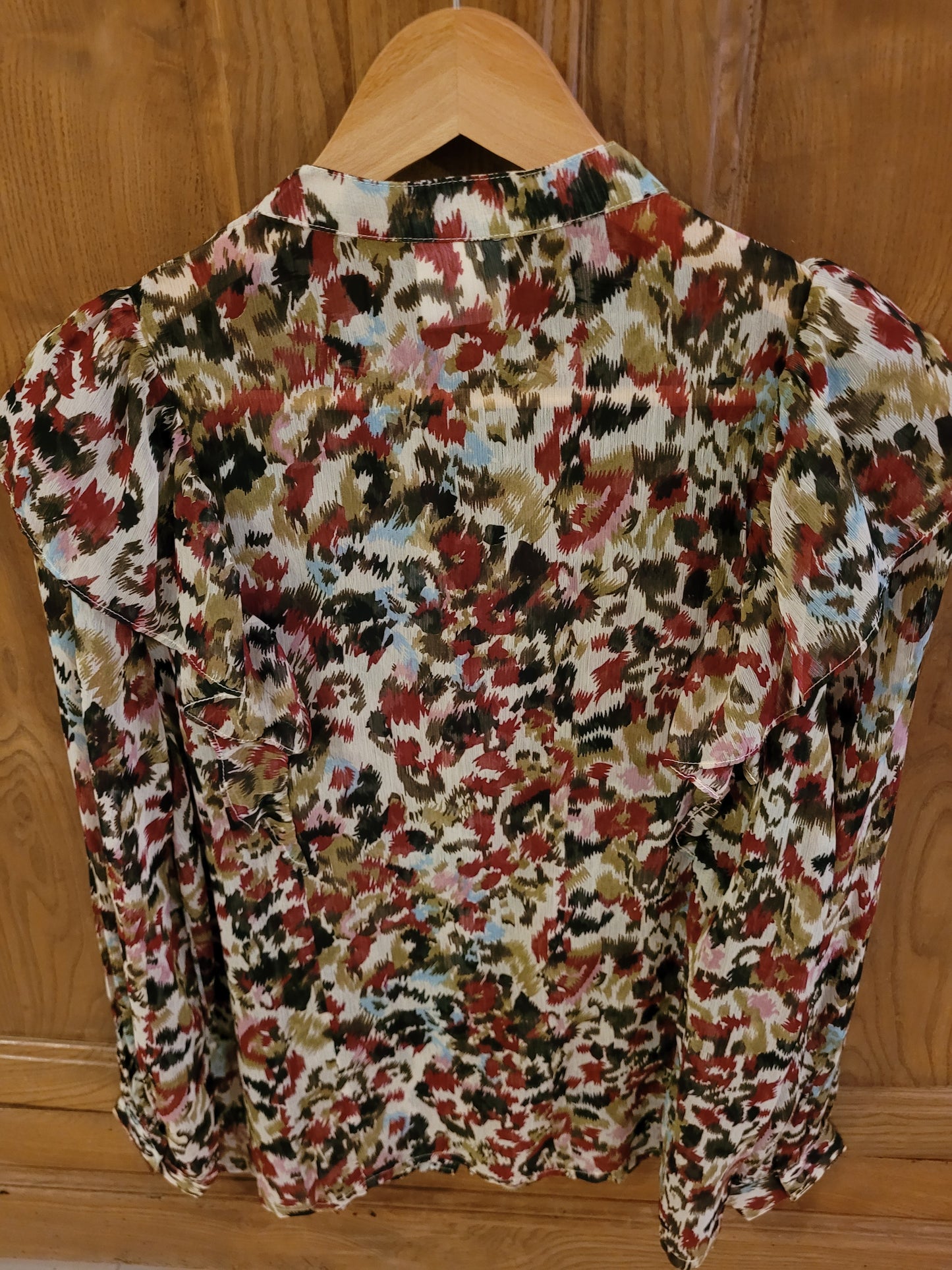 Chemisier volanté imprimé tachiste taille 40