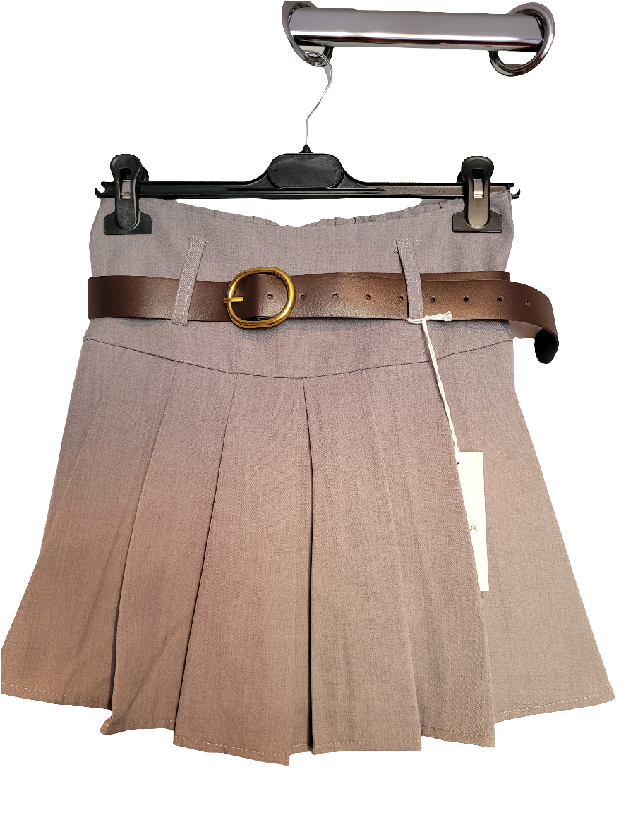 Jupe courte plissée avec ceinture