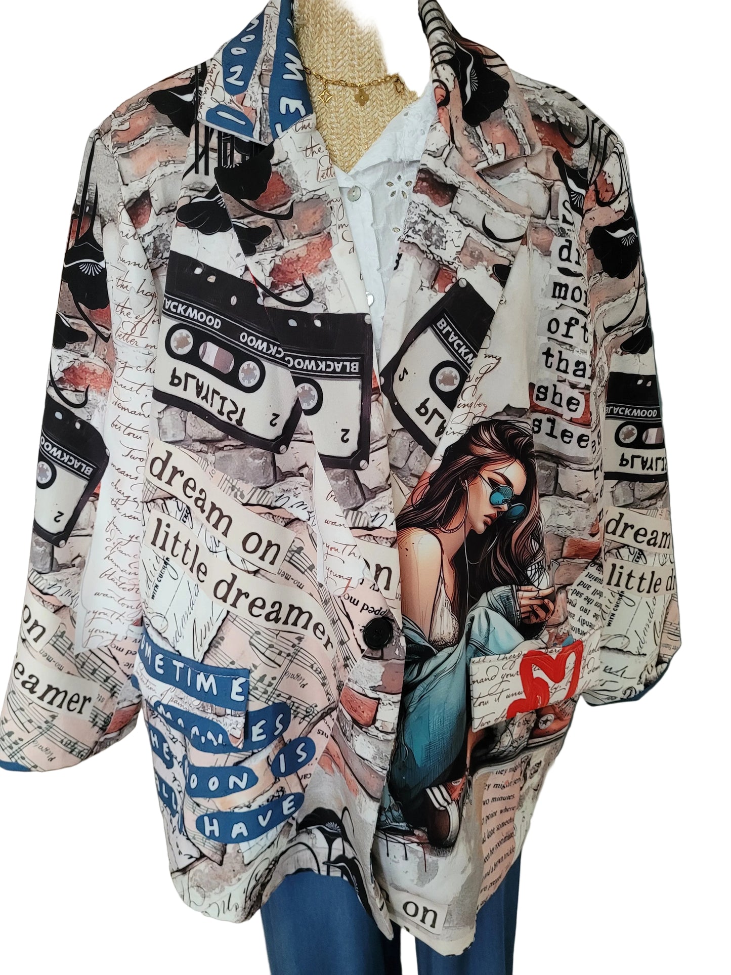 Veste the lonely girl