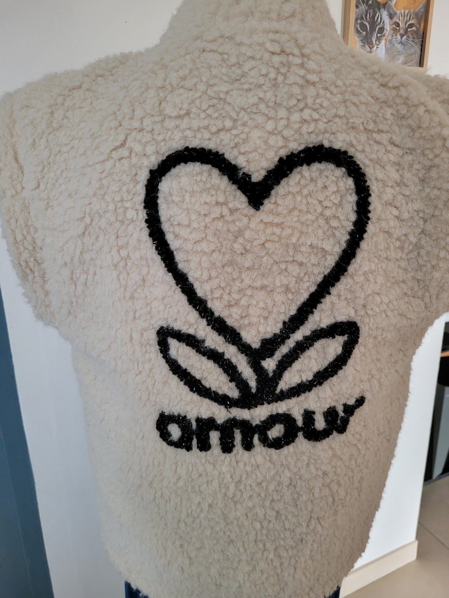 Gilet sans manches bouclettes Amour