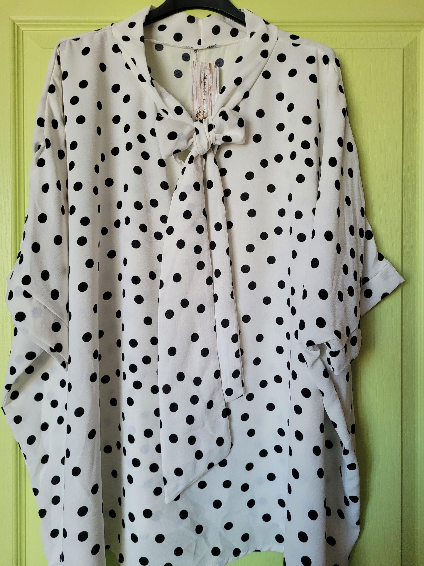 Tunique à pois avec cravate Héloïse