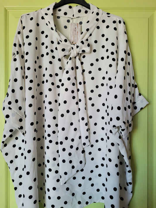 Tunique à pois avec cravate Héloïse