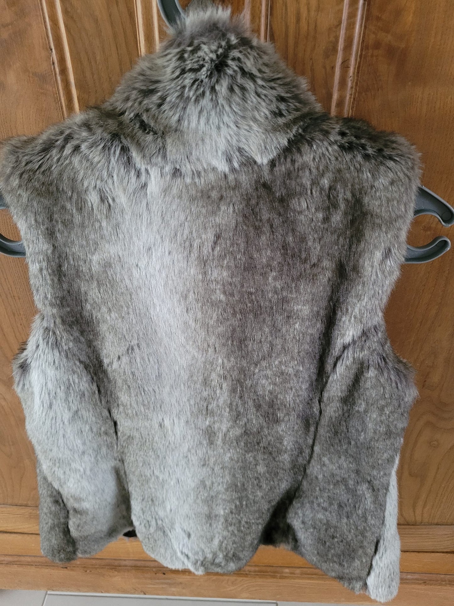 veste sans manches fausse fourrure T 38/40