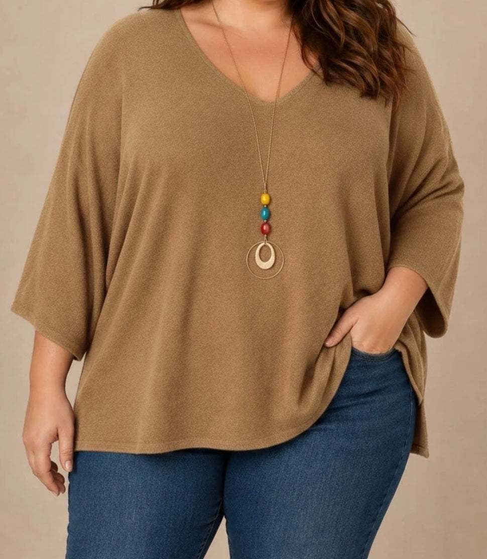 PULL UNI AVEC COLLIER ( en pré commande)