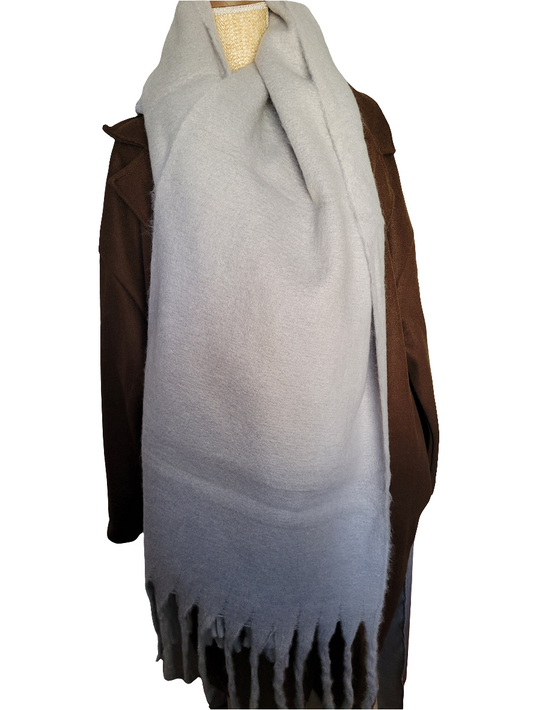 Écharpes longues à franges